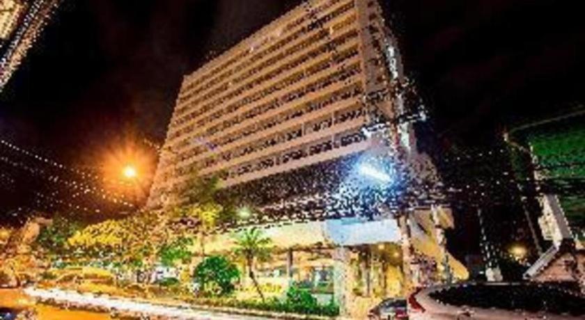 Pailyn Phitsanulok Hotel Exterior foto