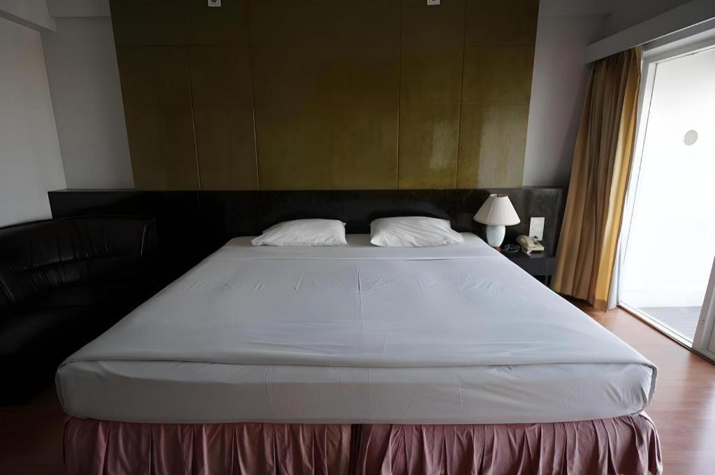 Pailyn Phitsanulok Hotel Exterior foto